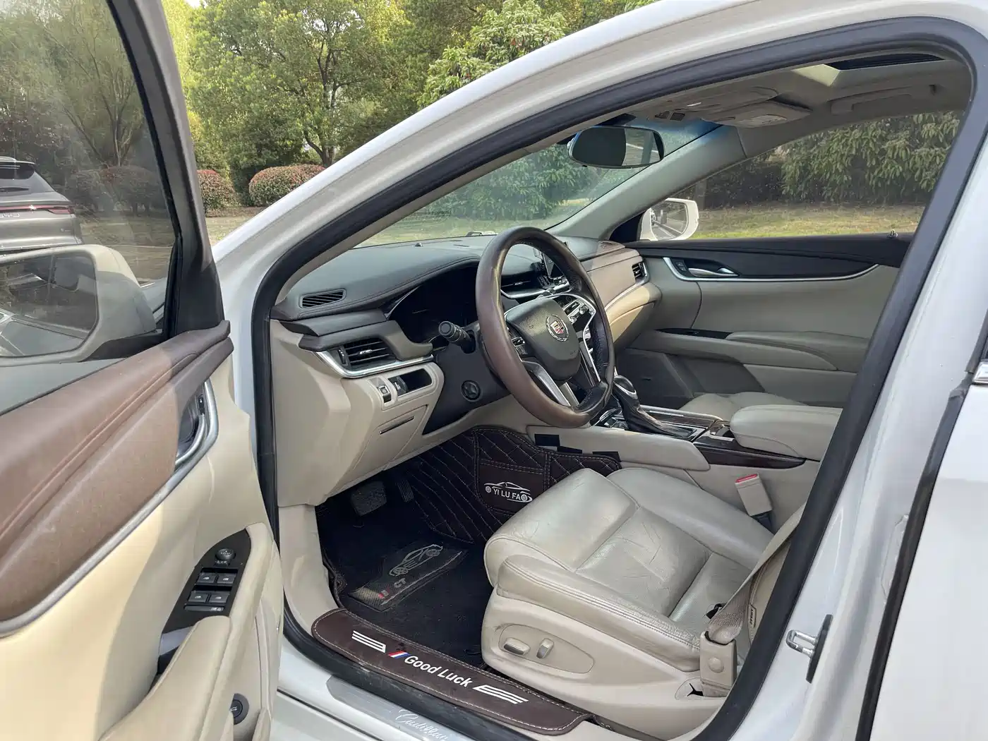 Cadillac XTS 2013 28T Luxury фото 4