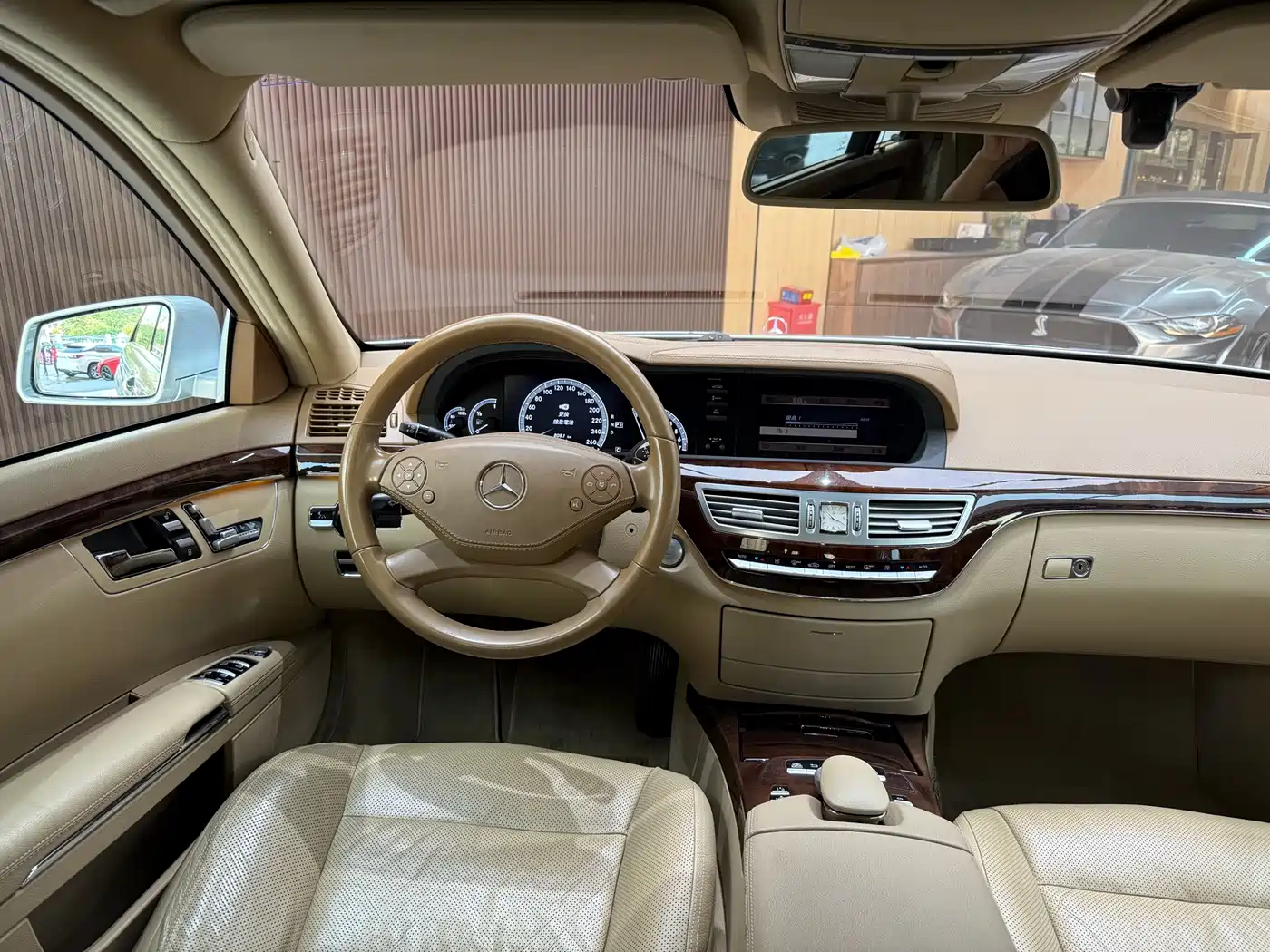 Mercedes-Benz S-Class 2010 S 350 L Luxury фото 14