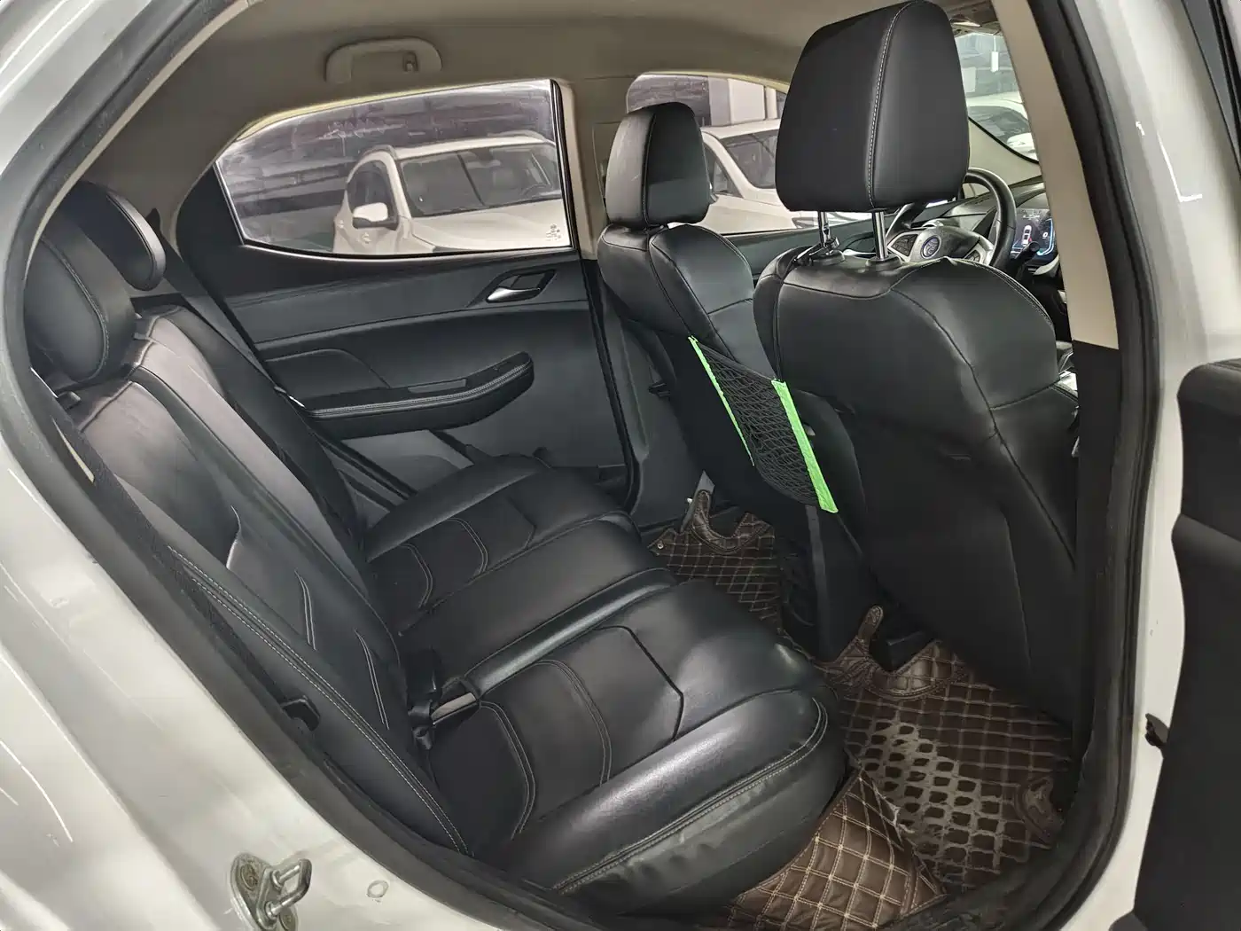 BYD Yuan New Energy 2019 EV535 Smart Connected Trend Leader Type фото 7