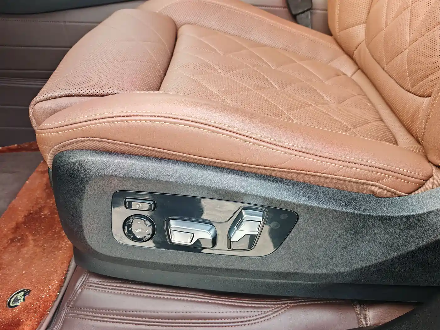 BMW X7 2023 xDrive40i Leading Luxury Package фото 16