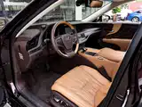 Фото 9 - Lexus LS