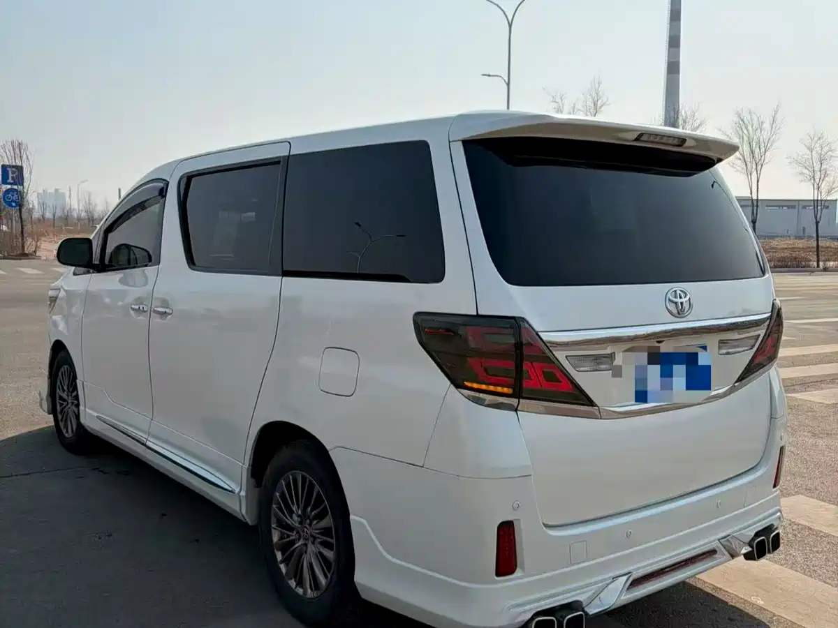 Toyota Alphard 2012 3.5L Luxury Edition фото 6