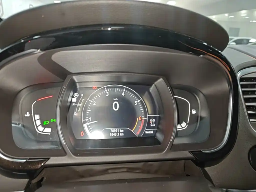 Renault Espace Classic 2020 2018 TCe 300 Comfort