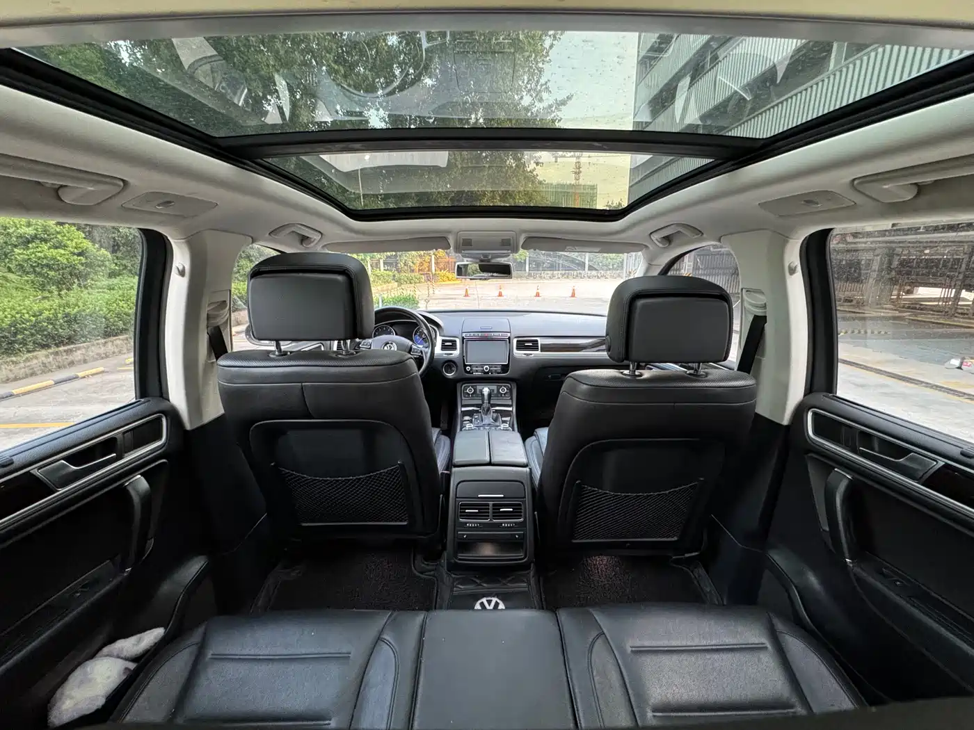 Volkswagen Touareg 2016 3.0TSI High Configuration фото 11