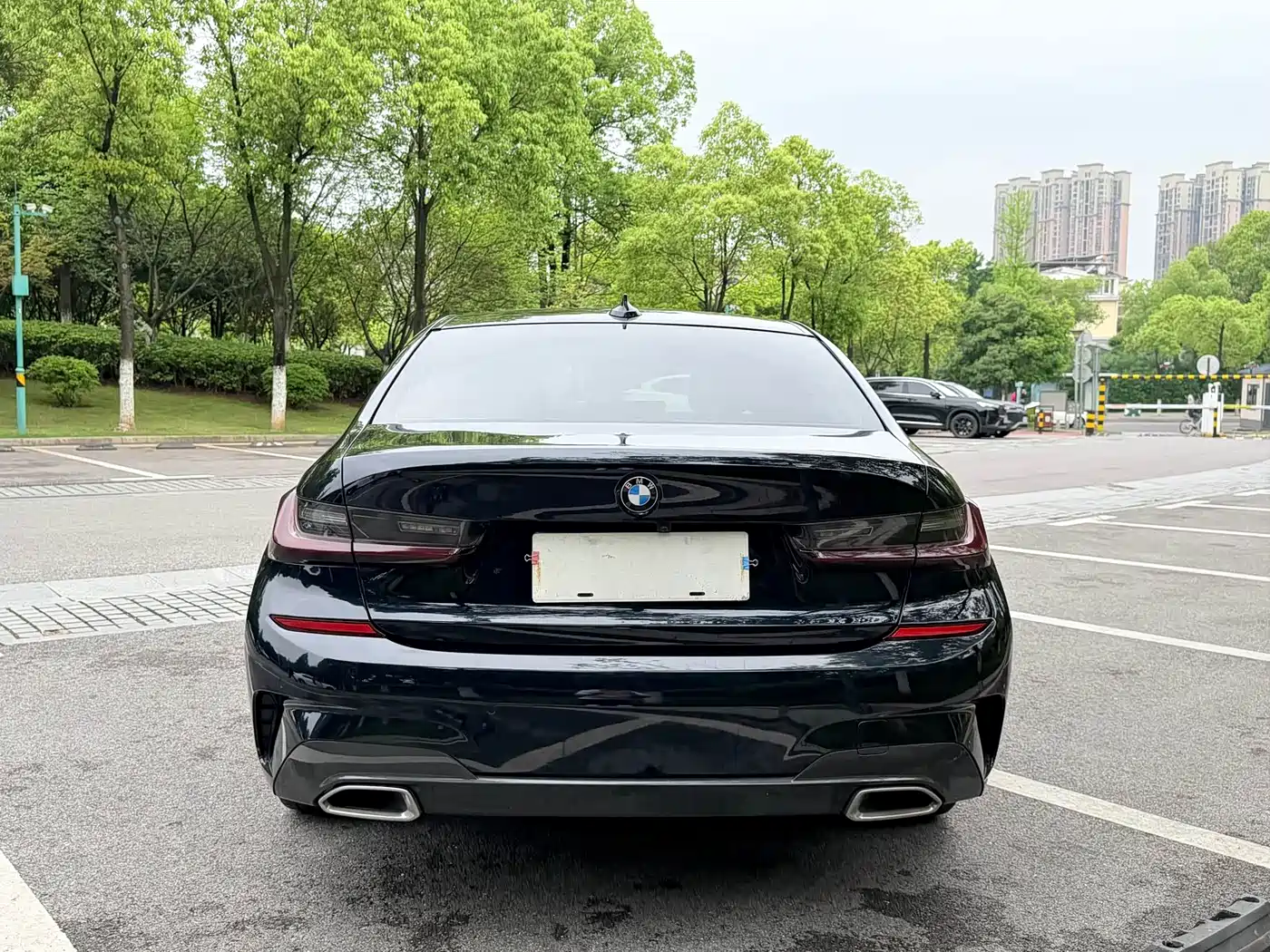 BMW 3-SERIES