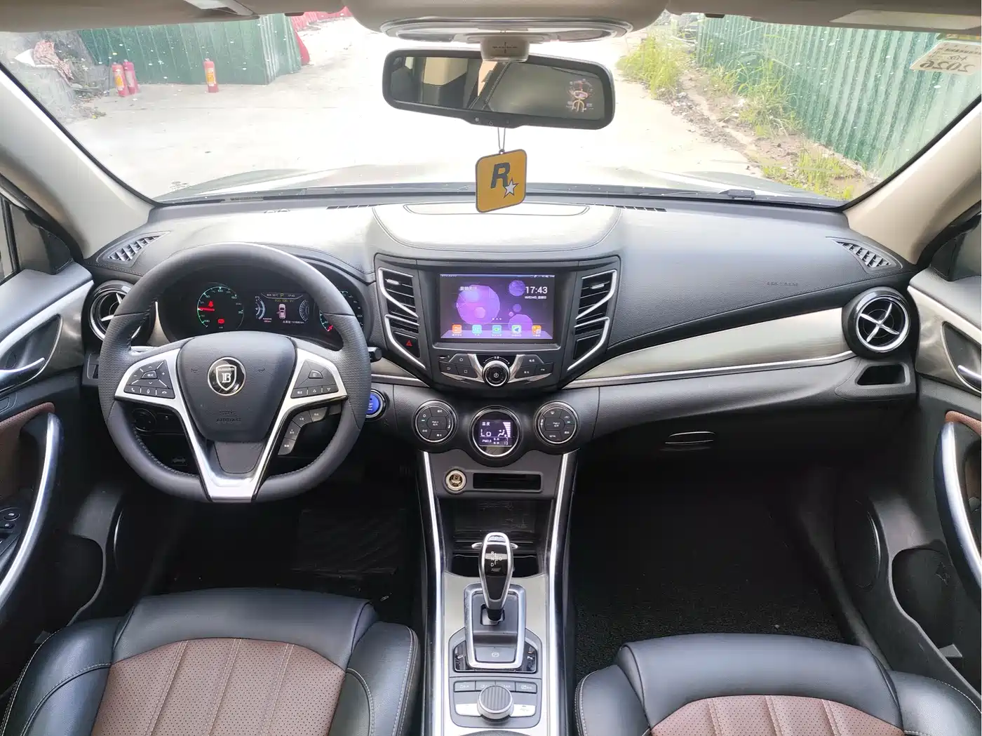 BYD Song New Energy 2017 Song DM 1.5TID Full-time 4WD Luxury фото 6