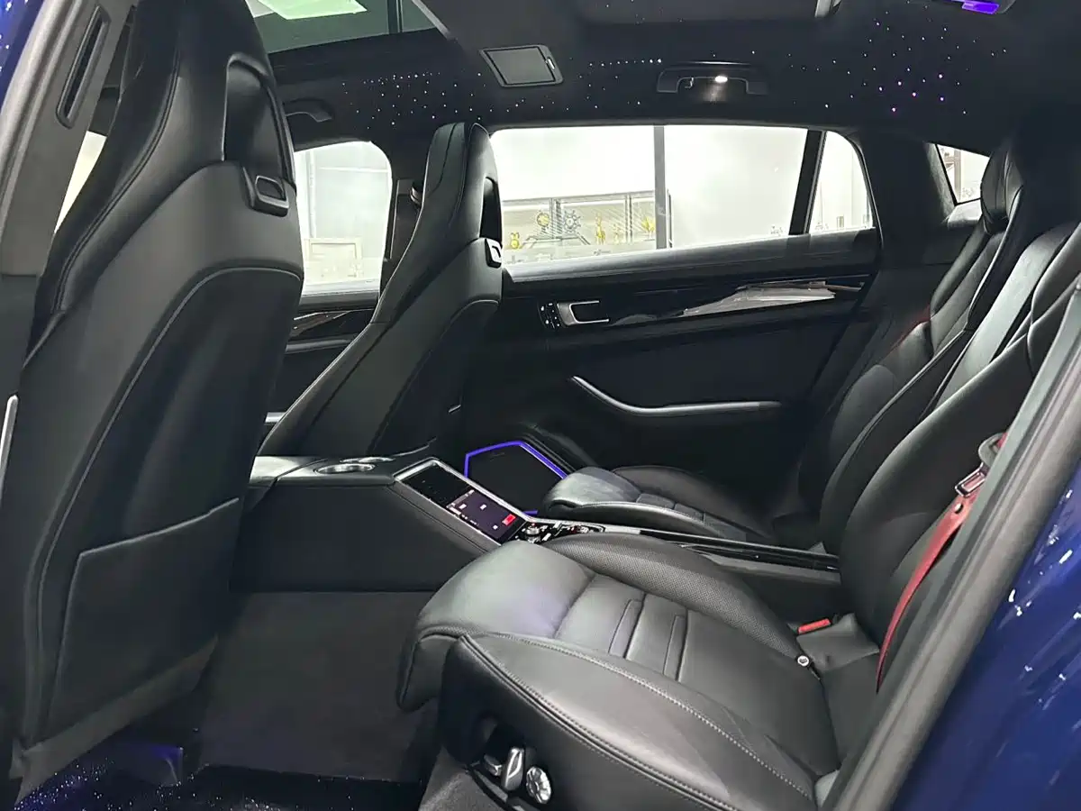 Porsche Panamera 2021 Panamera 4 Executive Long Wheelbase 2.9T фото 14