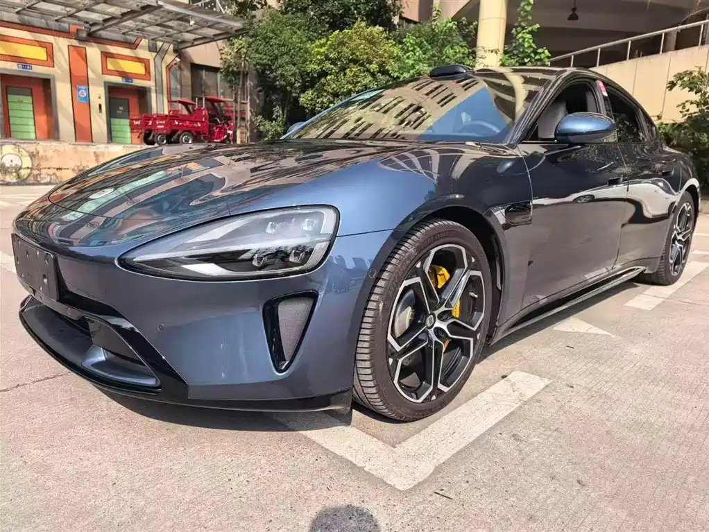 XIAOMI CAR XIAOMI SU7