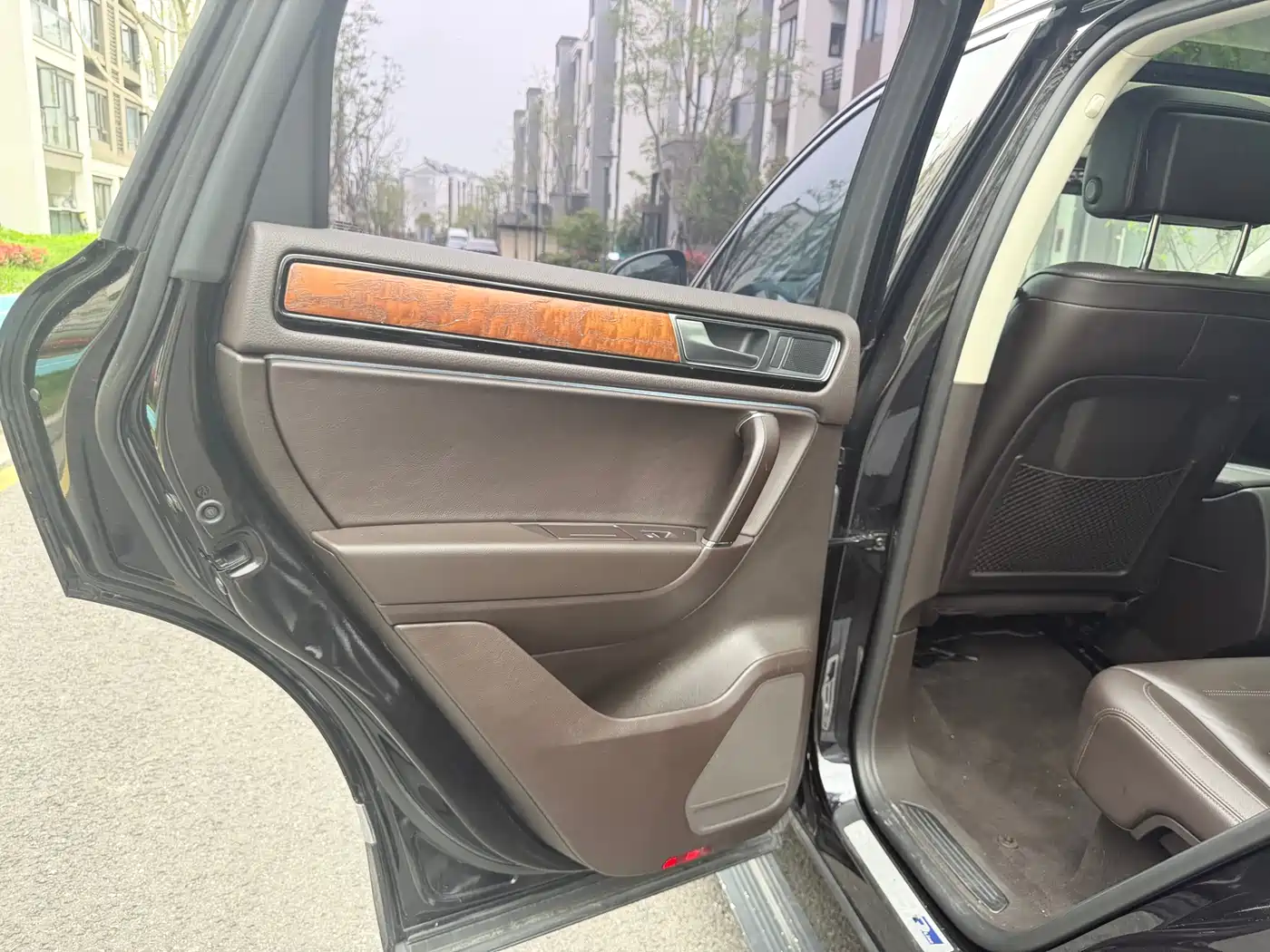 Volkswagen Touareg 2017 3.0TSI Explorer Edition фото 8