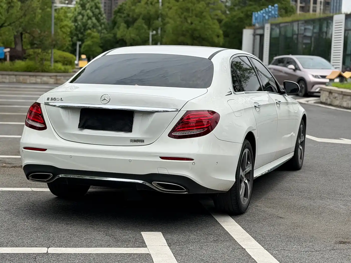 Mercedes-Benz E-Class 2018 E 300 L Sport Fashion фото 15