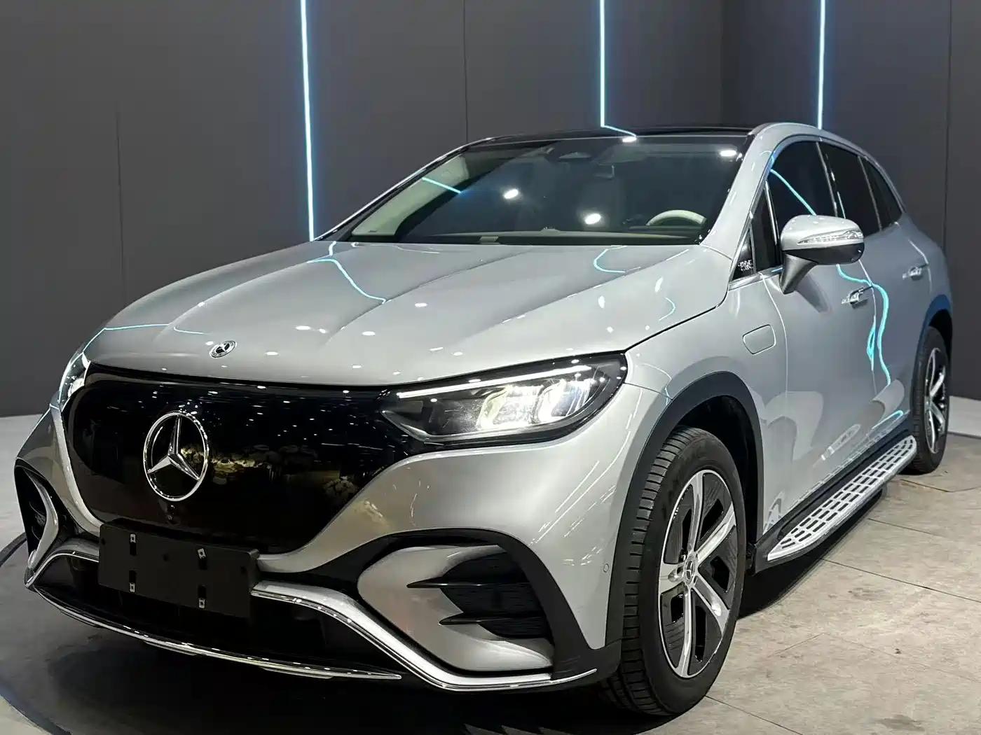 Mercedes-Benz EQE