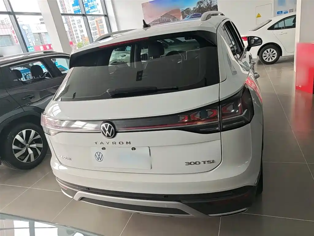 Volkswagen Tayron 2024 300TSI 2WD Luxury Plus Advanced фото 6