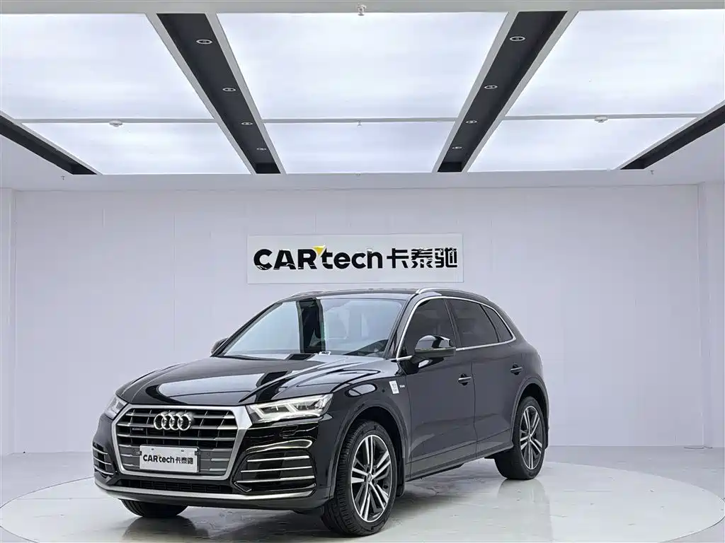 Audi Q5L 2020 Facelift 40 TFSI Honor Fashion