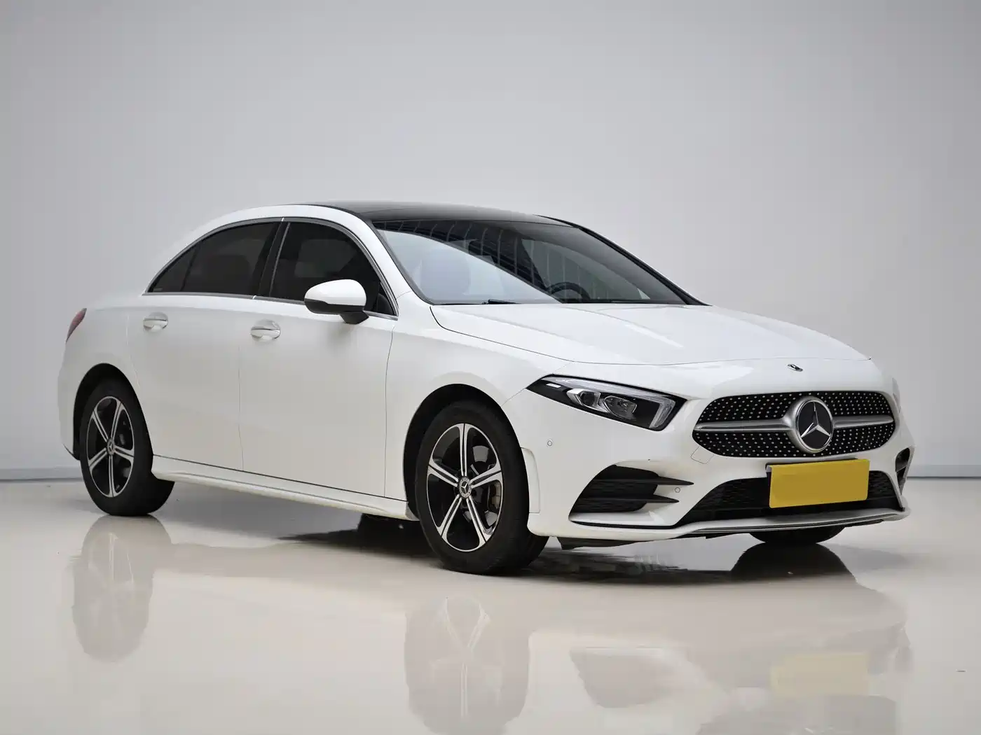 Mercedes-Benz A-Class 2022 Facelift III A 200 L Sport Sedan Fashion фото 2