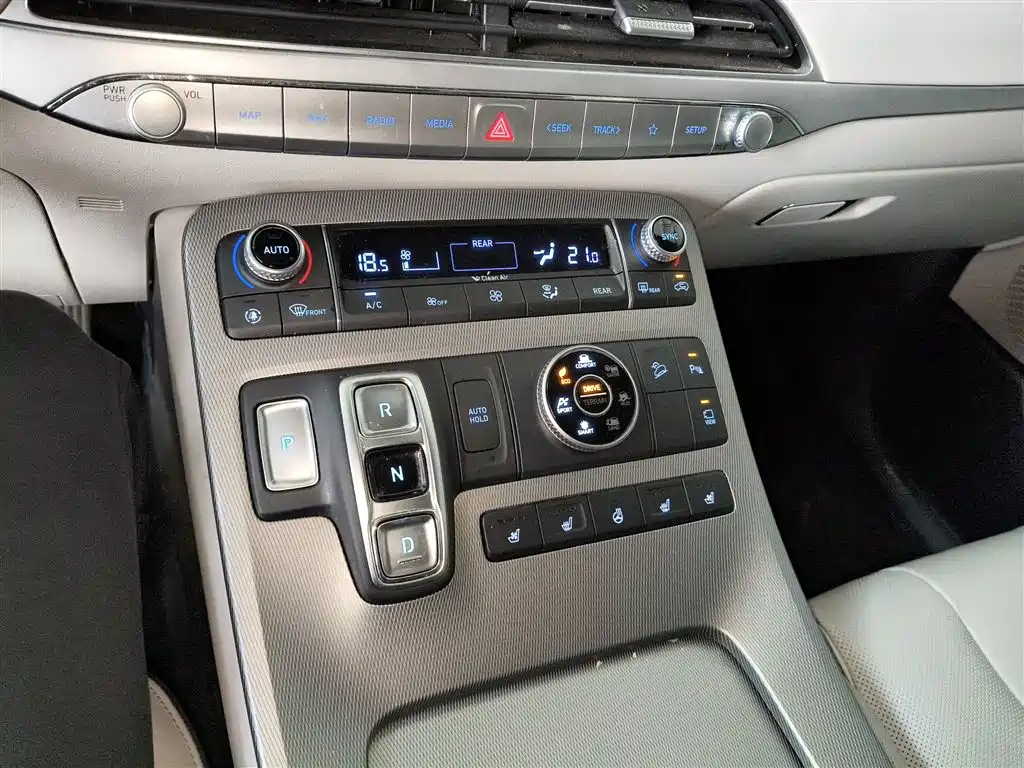 Hyundai Palisade 2021 3.5L Automatic 4WD GLS фото 10