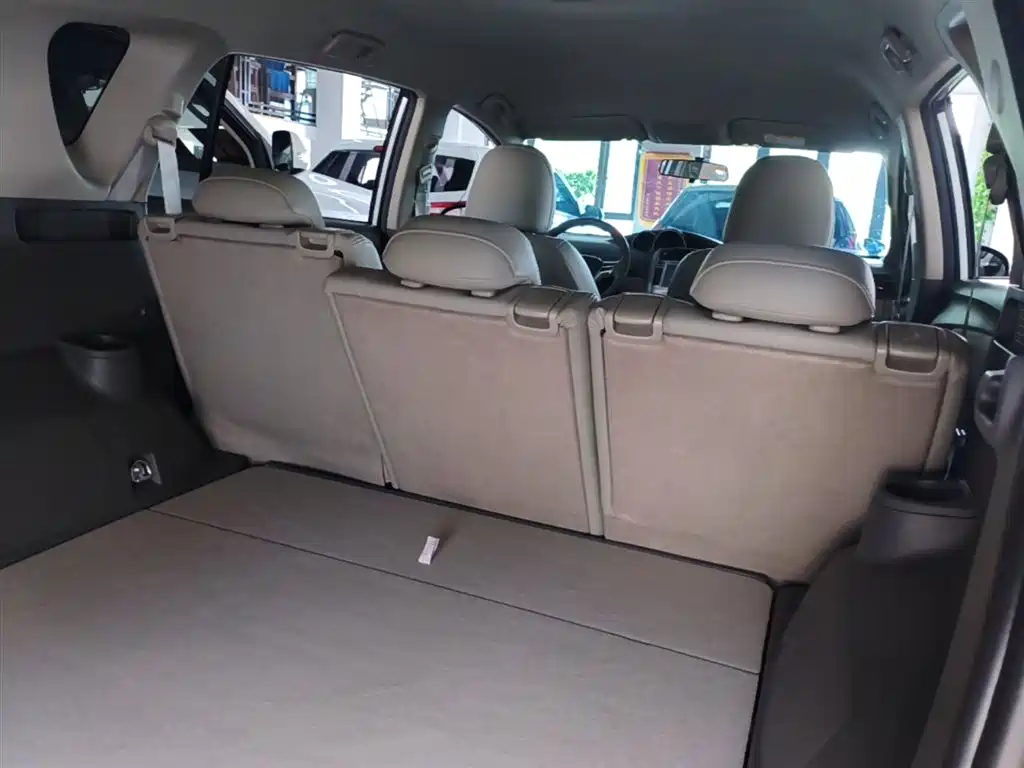 Toyota E'Z 2015 180E CVT Crossover Edition фото 19