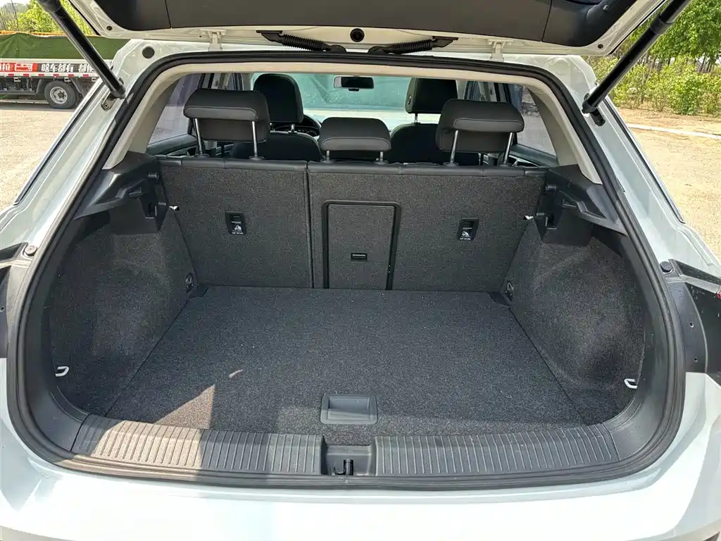 Volkswagen T-ROC 2022 280TSI DSG 2WD Comfort PLUS фото 12