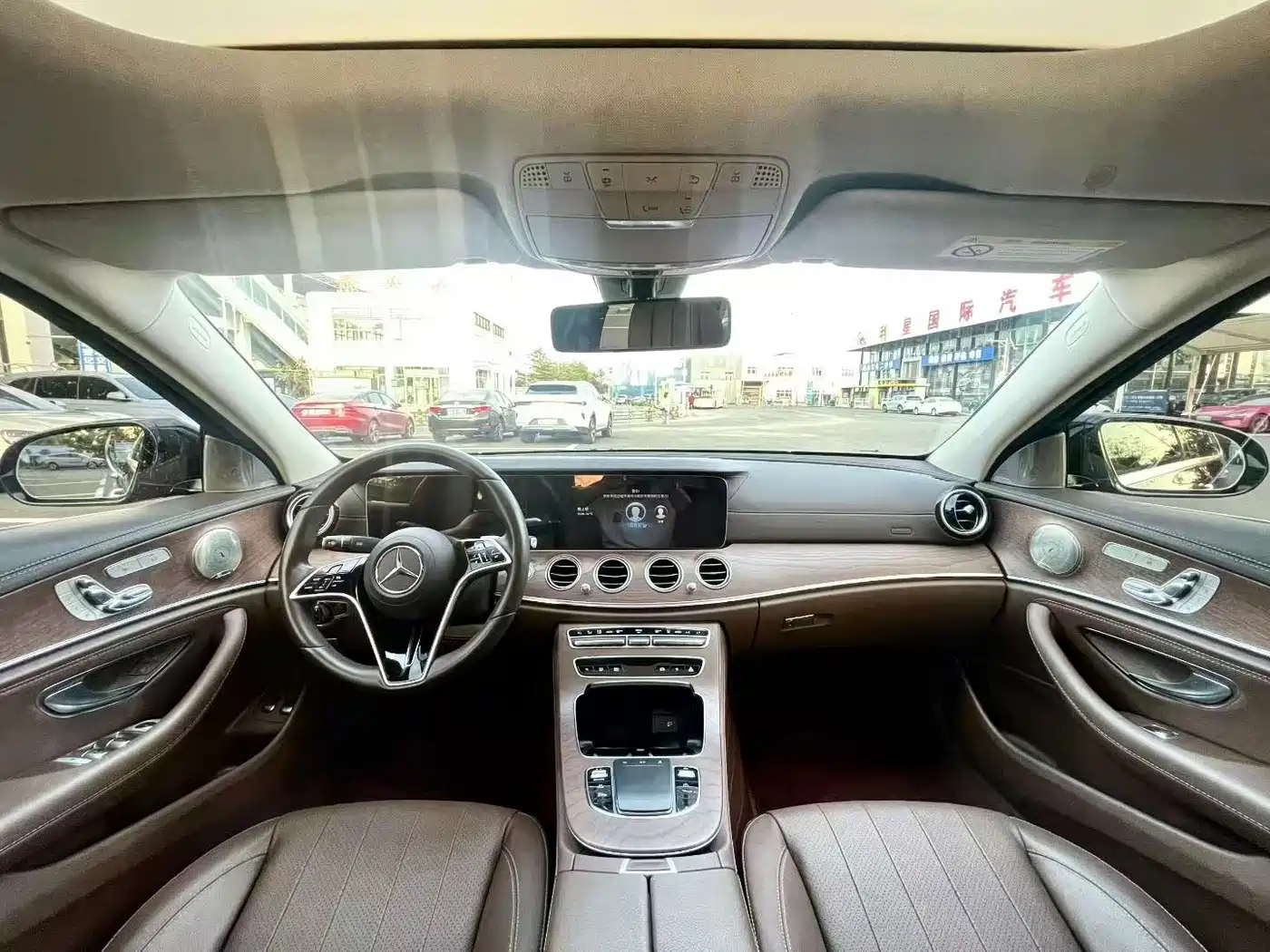 Mercedes-Benz E-Class New Energy 2022 Facelift E 350 e L Plug-in Hybrid Sedan фото 5