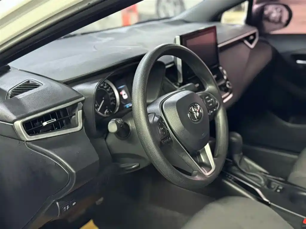 Toyota Levin 2021 185T CVT Luxury Edition фото 6