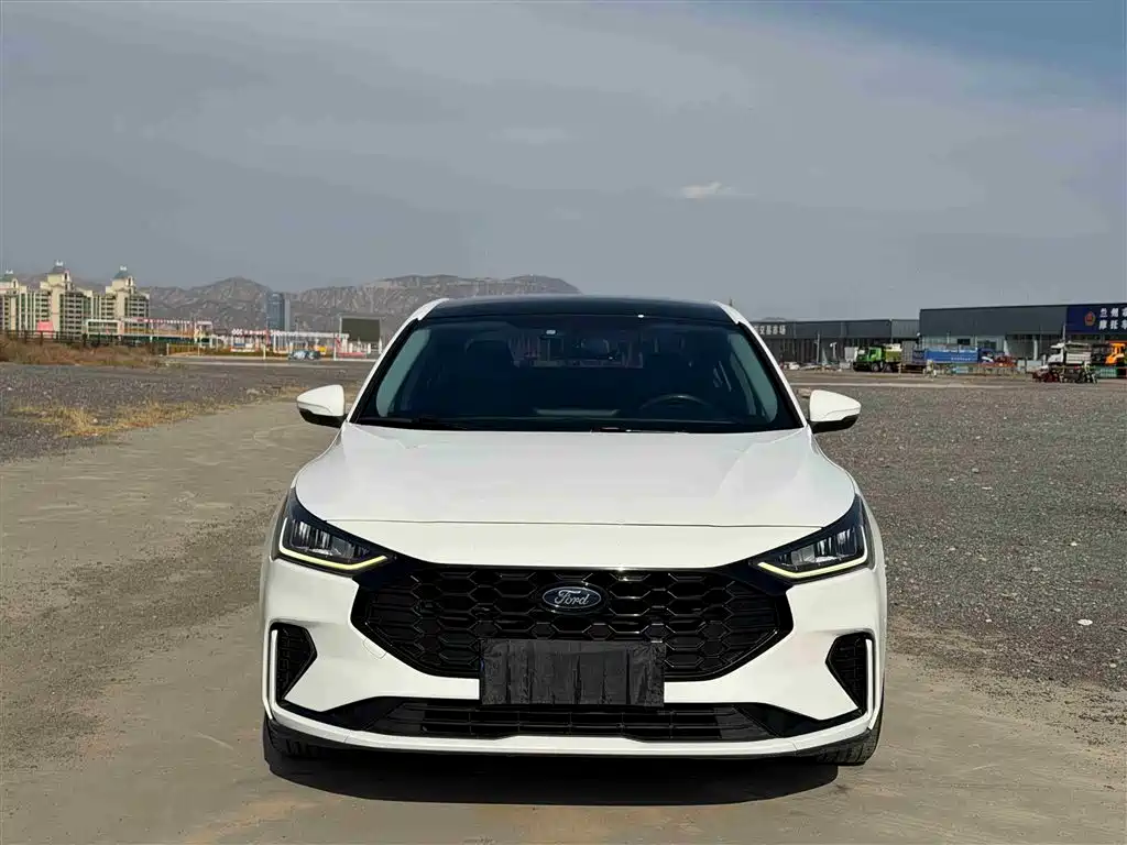 FORD FOX