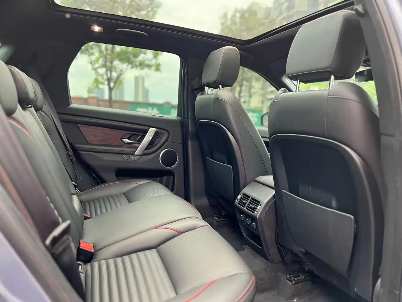 Land Rover Discovery Sport 2020 249PS R-Dynamic Performance фото 13