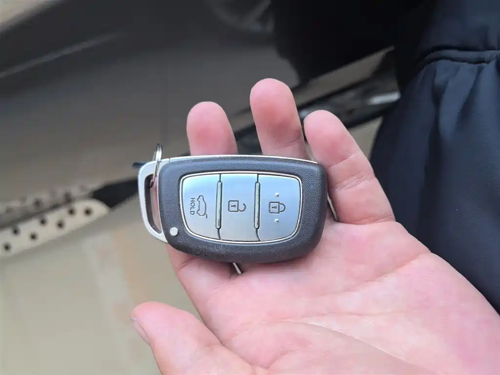 Hyundai Beijing Hyundai ix35 2013 2.0L Auto 2WD Smart GLS China IV фото 9