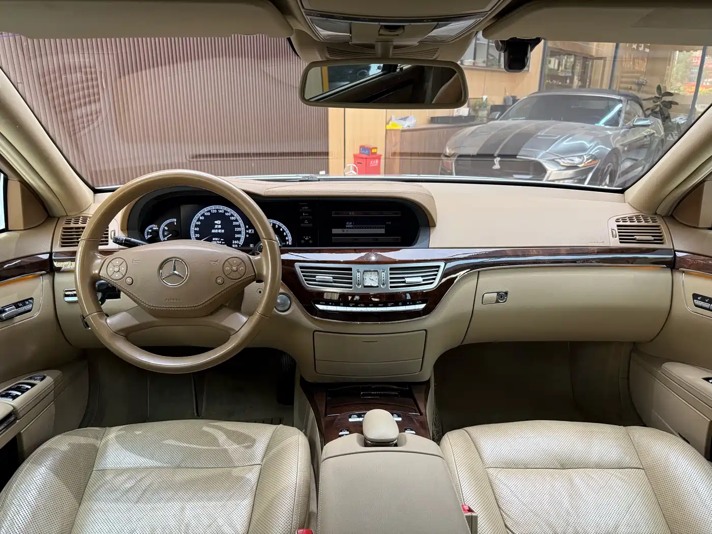 Mercedes-Benz S-Class 2010 S 350 L Luxury фото 12
