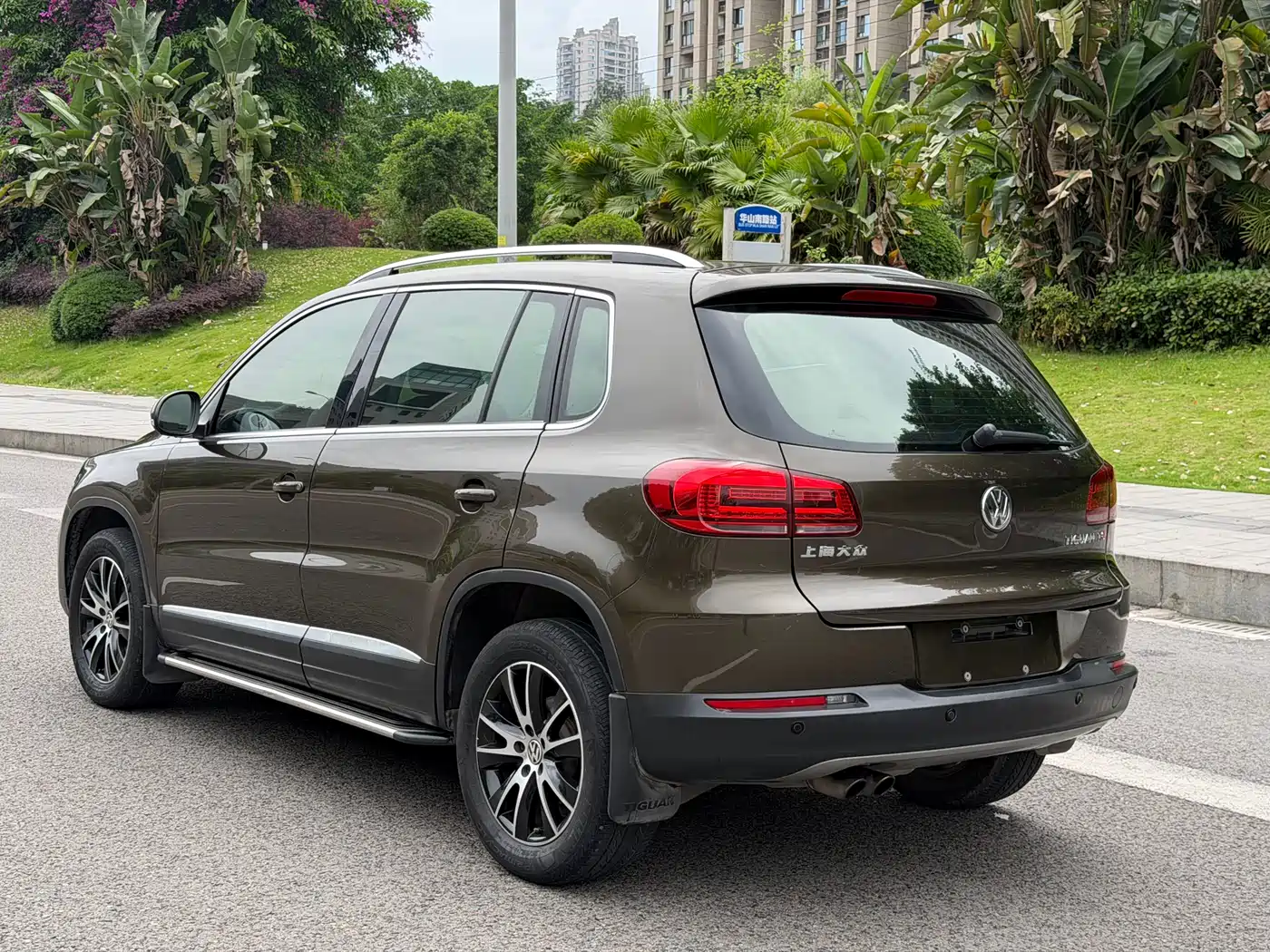 Volkswagen Tiguan 2013 1.8TSI Automatic 2WD Luxury Model фото 14