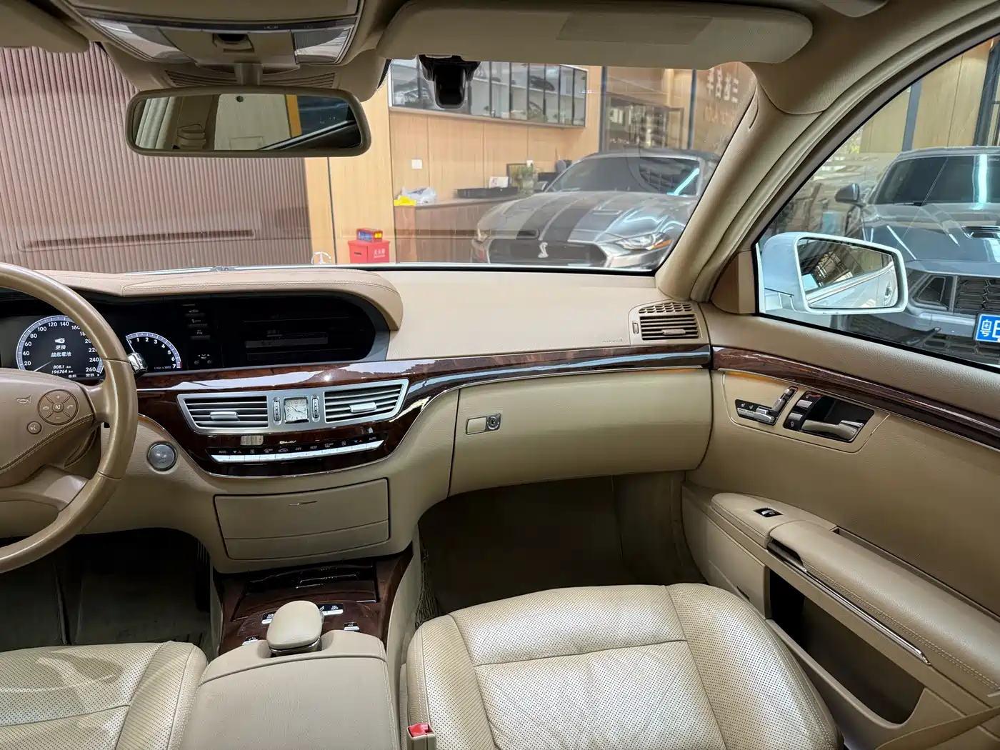 Mercedes-Benz S-Class 2010 S 350 L Luxury фото 13