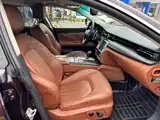 Photo 13 - Maserati Quattroporte