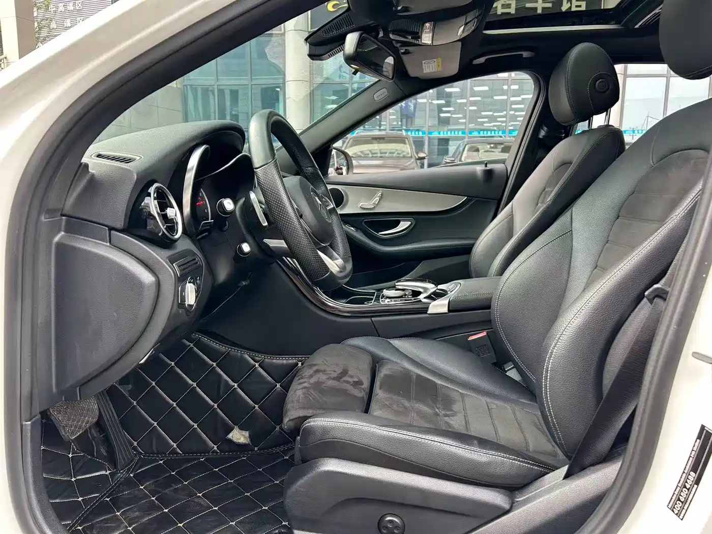 Mercedes-Benz C-Class 2017 Facelift C 200 Sport Edition фото 9