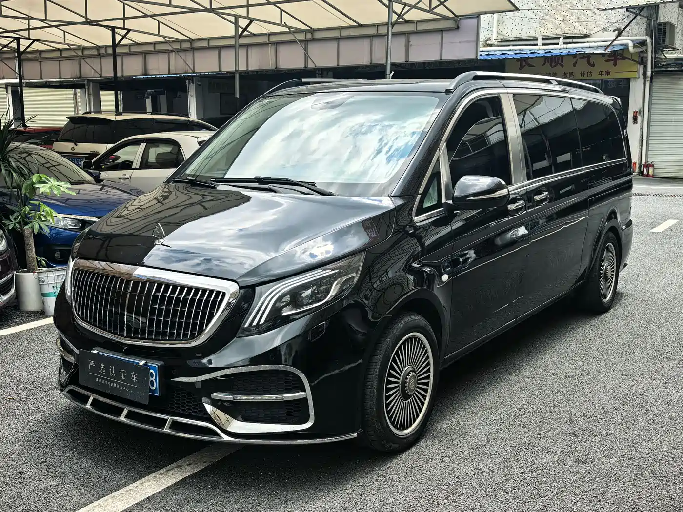 Mercedes-Benz Vito 2021 2.0T Business Edition 7-seater