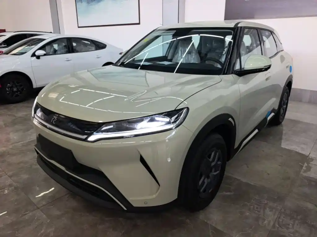 BYD Yuan UP 2025 Model 301KM Navigator