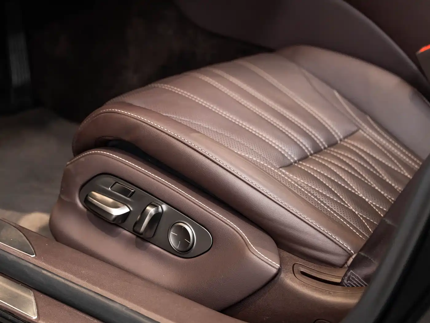 Lexus LS 2020 500h Luxury (China VI) фото 22