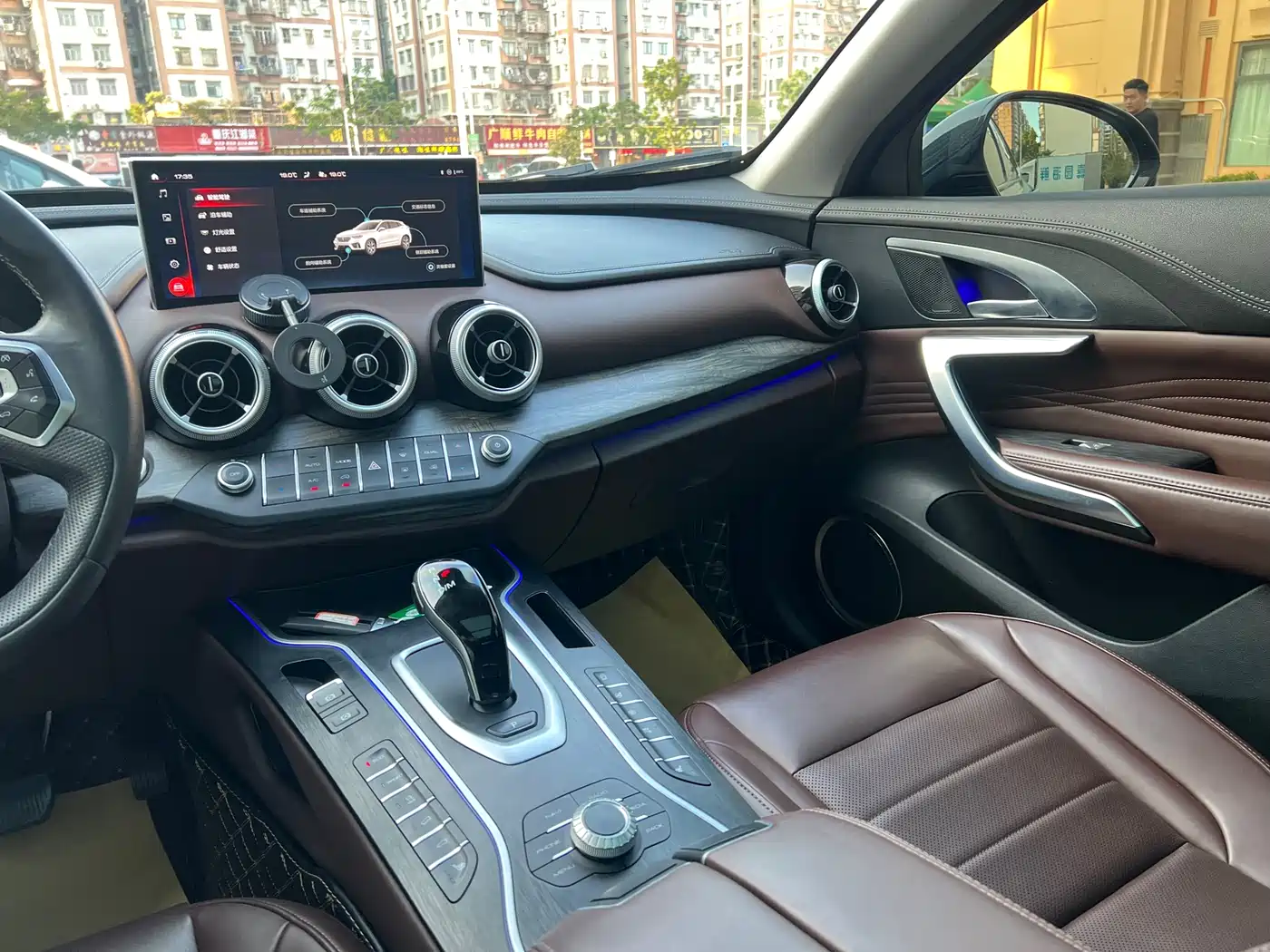 WEI PAI WEI BRAND VV7