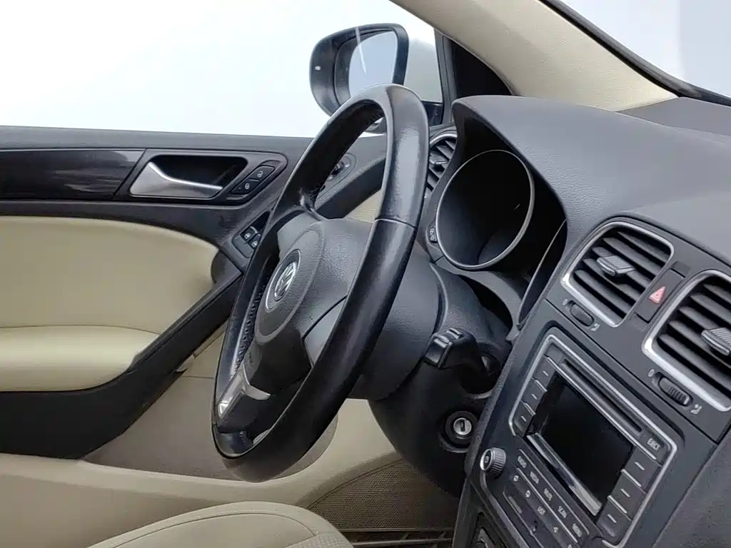 Volkswagen Golf 2013 2012 1.6 Manual Comfort Type