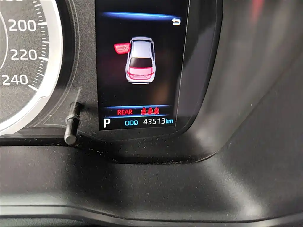 Toyota Levin 2021 185T CVT Sport Edition фото 19