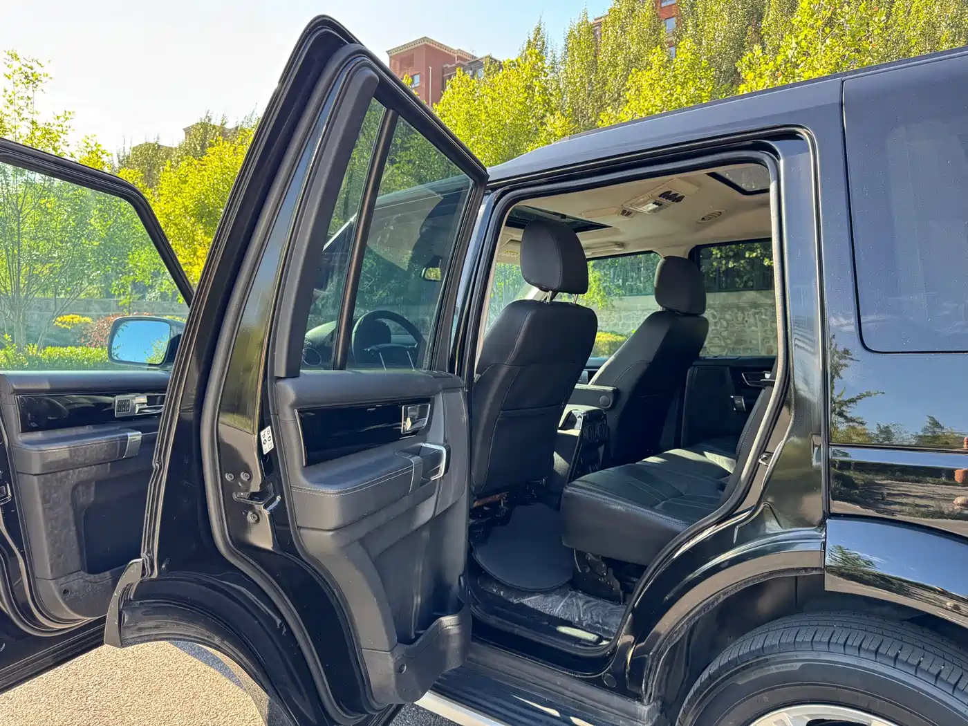 Фото 14 - Land Rover Discovery
