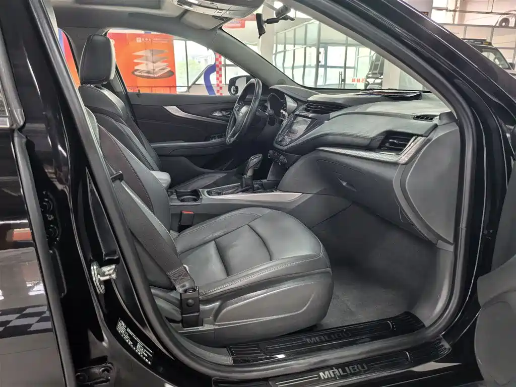Chevrolet Malibu 2018 530T Automatic Luxury Edition фото 16