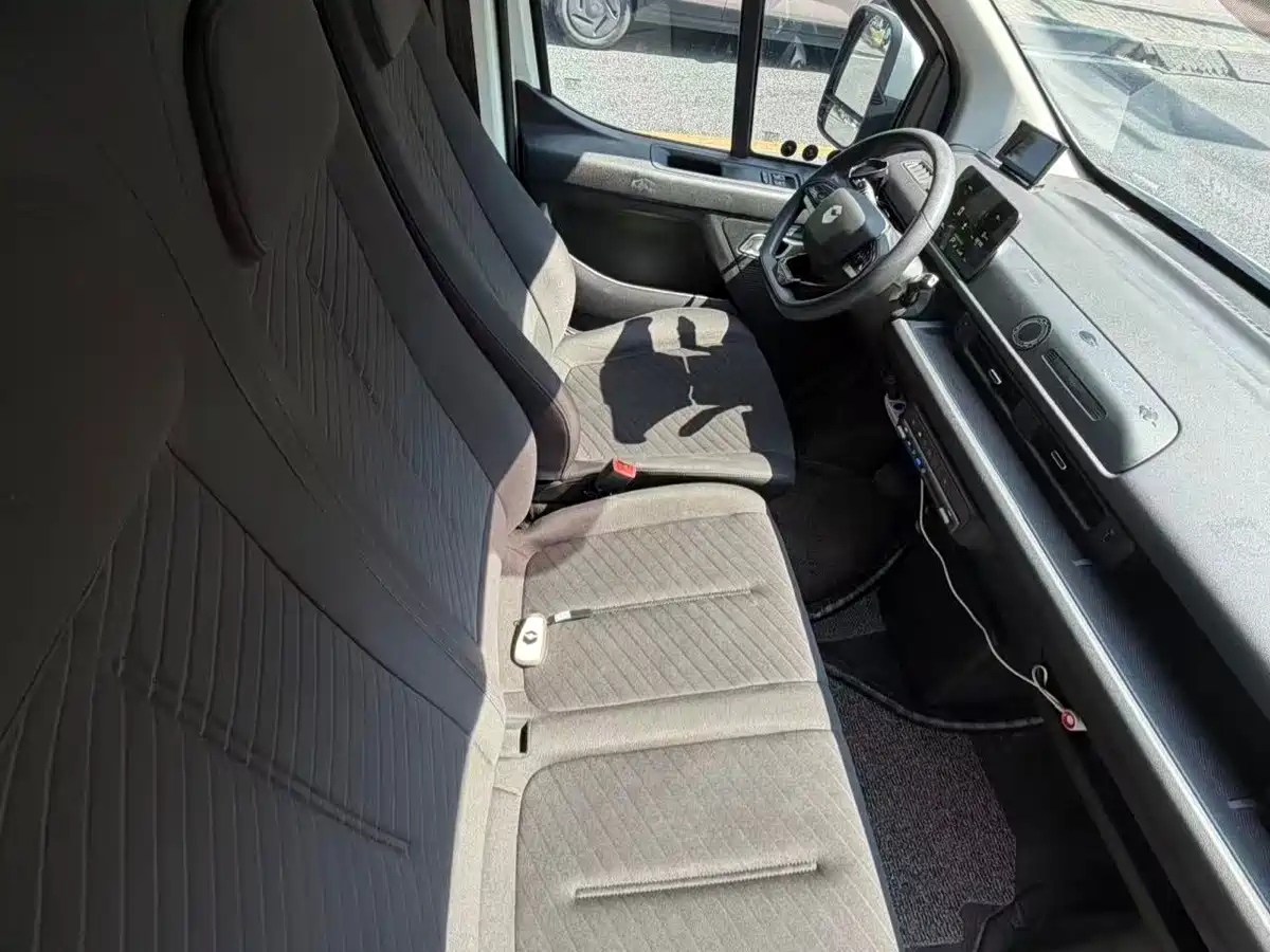 Changan Kaicheng V919 2025 2025 Speed Cargo Version CATL 88kwh Long Wheelbase High Roof Smart Trim 3-Seater