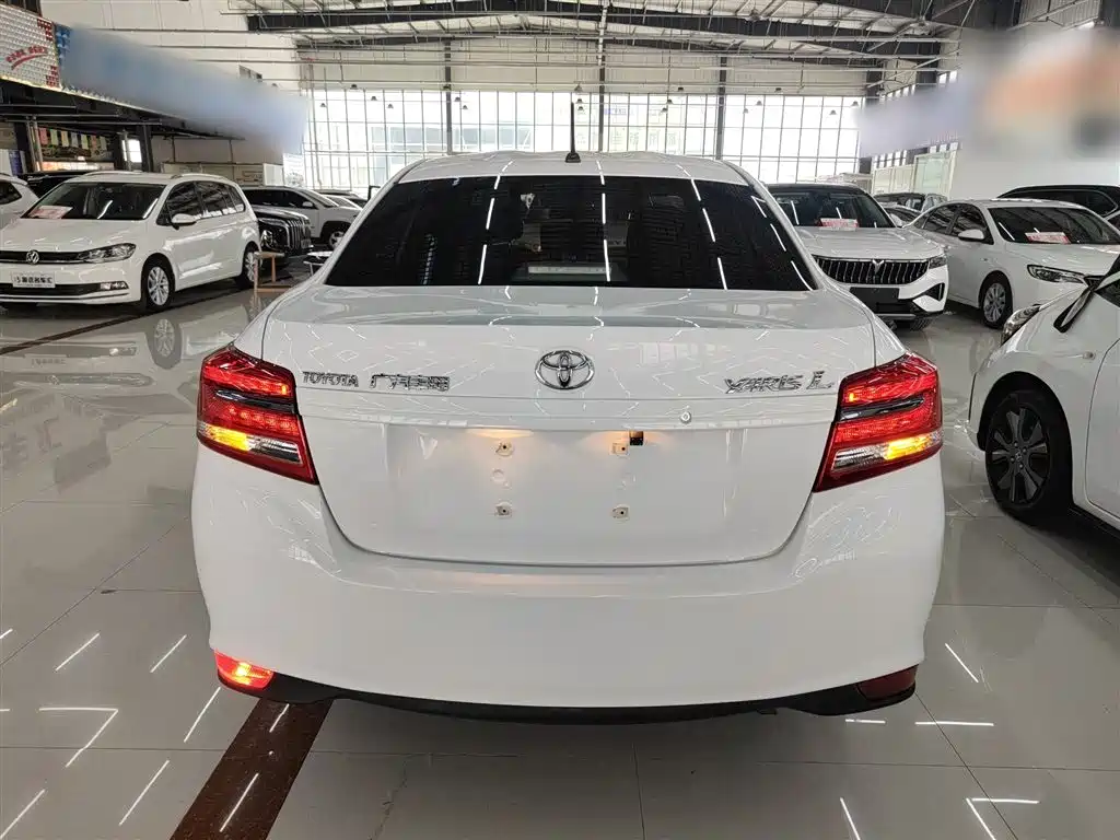 Toyota YARiS L Zhi Xiang 2019 1.5E CVT Charming China VI фото 4