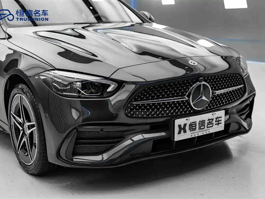 Mercedes-Benz C-Class 2023 Facelift C 260 L Night Sport Edition фото 9