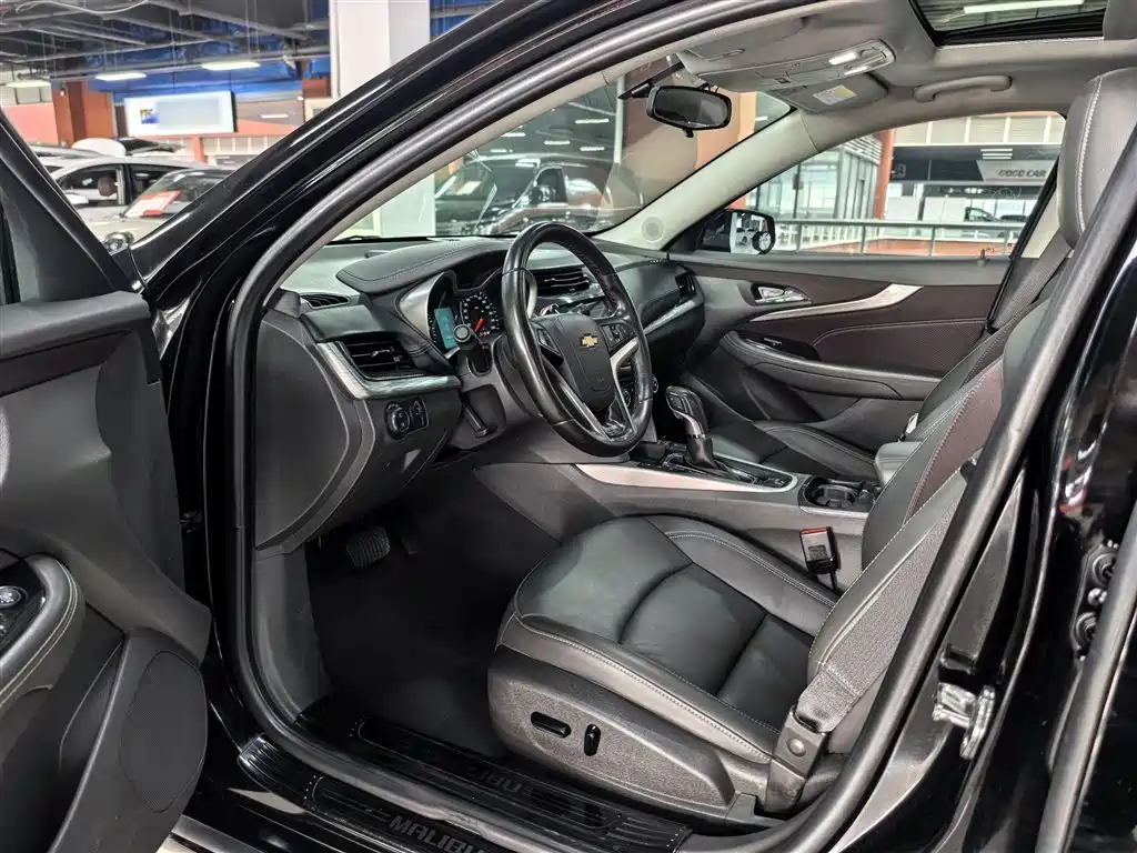 Chevrolet Malibu 2018 530T Automatic Luxury Edition фото 11