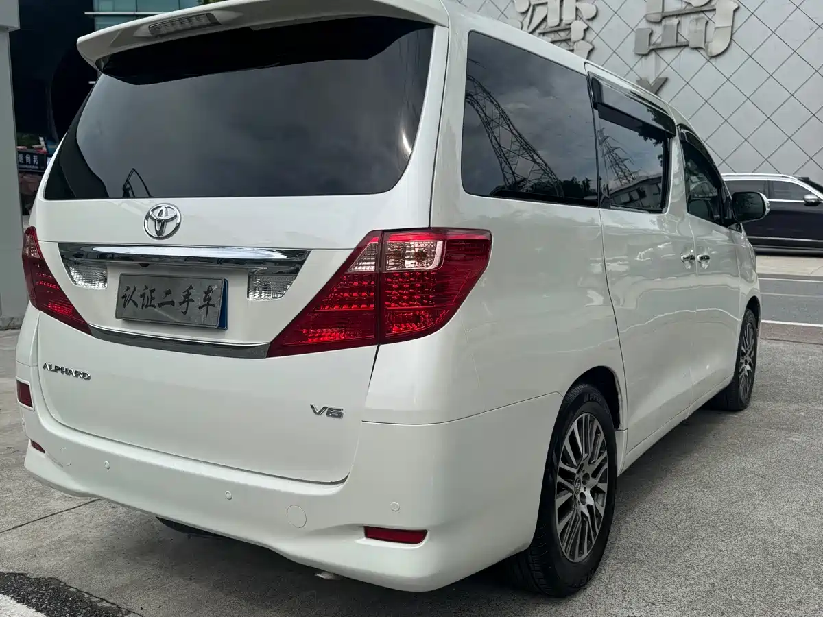 Toyota Alphard 2011 2011 3.5L Luxury Edition
