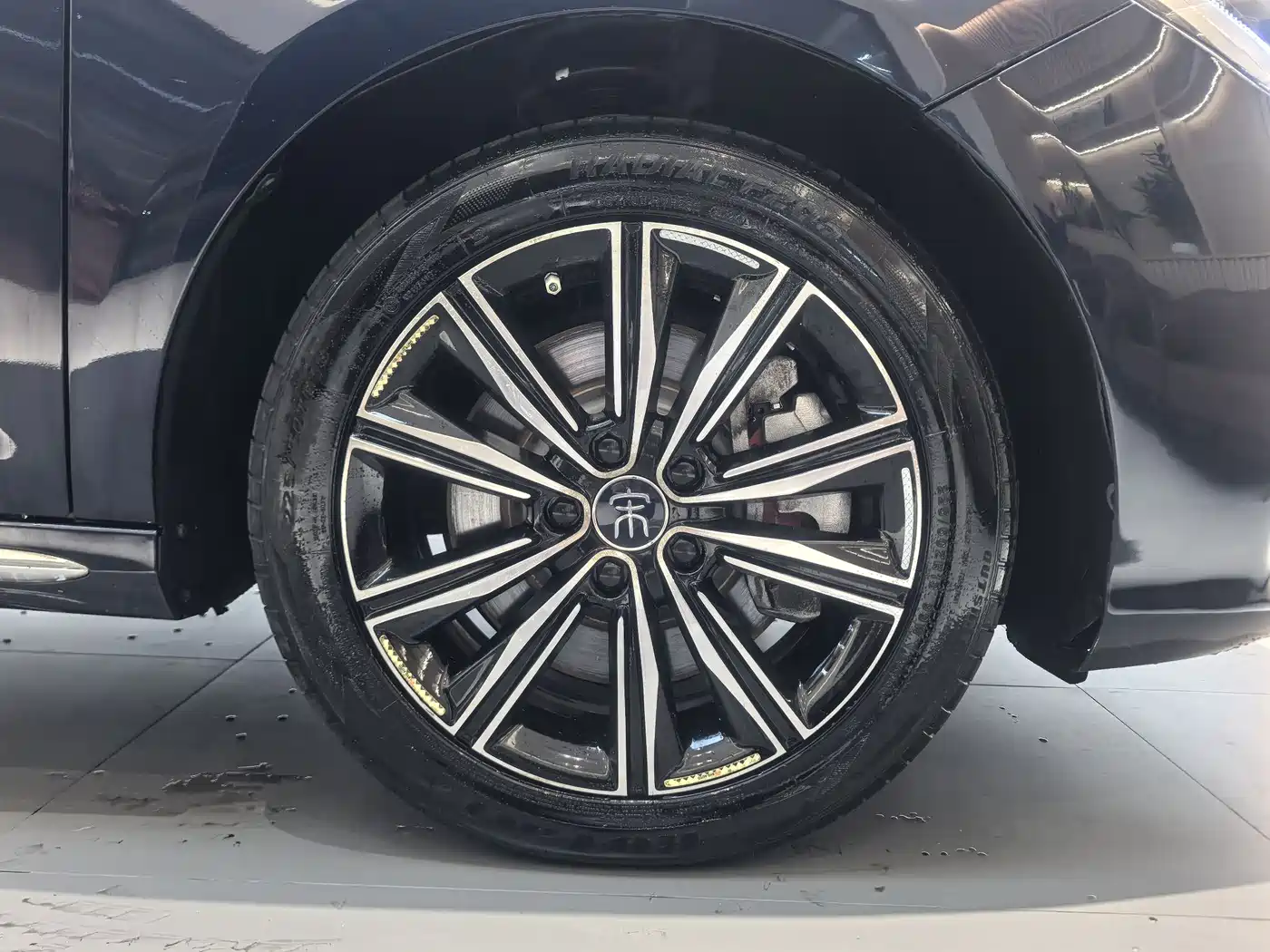 BYD Song MAX New Energy 2019 DM 1.5T Smart Connect Advance 7-seater China VI фото 27