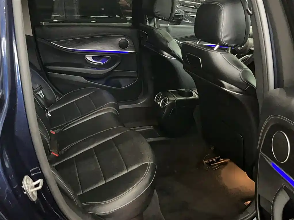 Mercedes-Benz E-Class 2016 E 200 L Sport Type фото 11