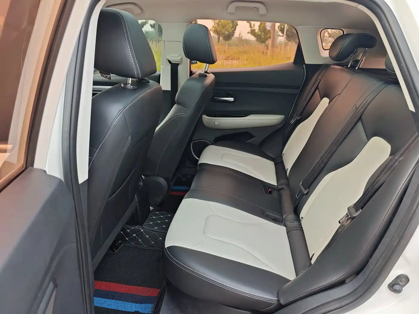Photo 10 - Haval H2s