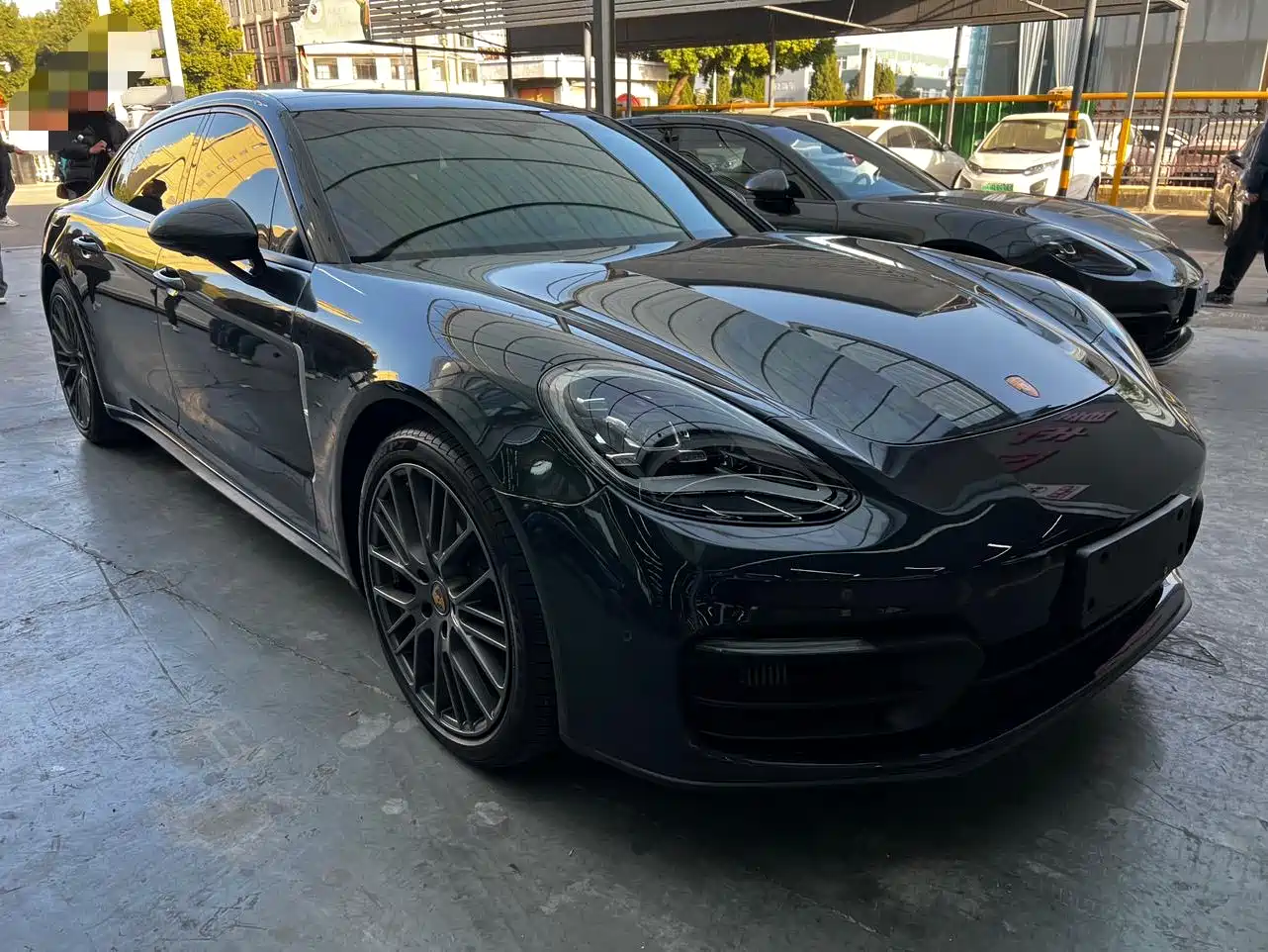 PORSCHE PANAMERA
