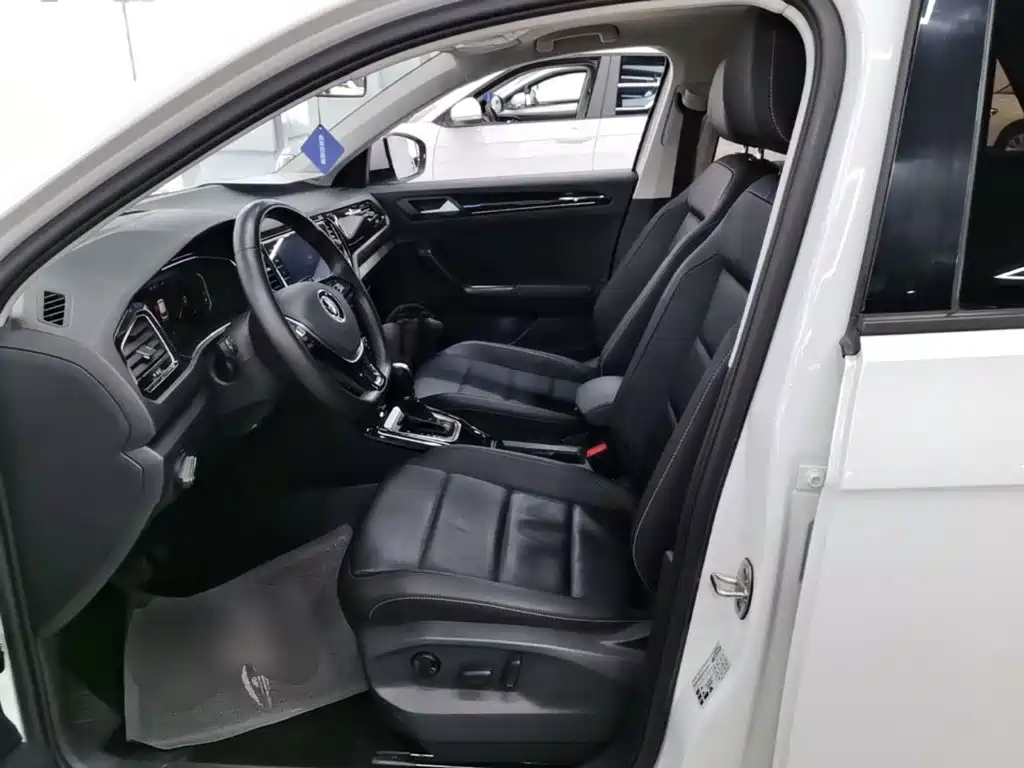 Volkswagen T-Roc, миниатюра 15