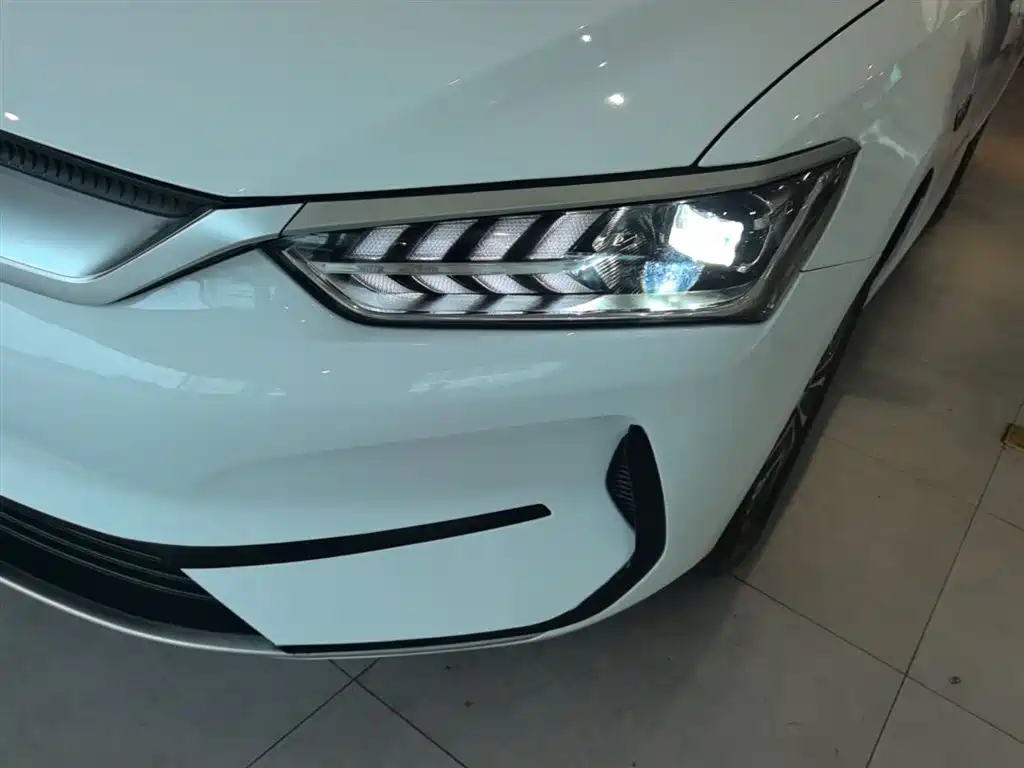 BYD Qin PLUS 2021 EV 400KM Luxury Model фото 24